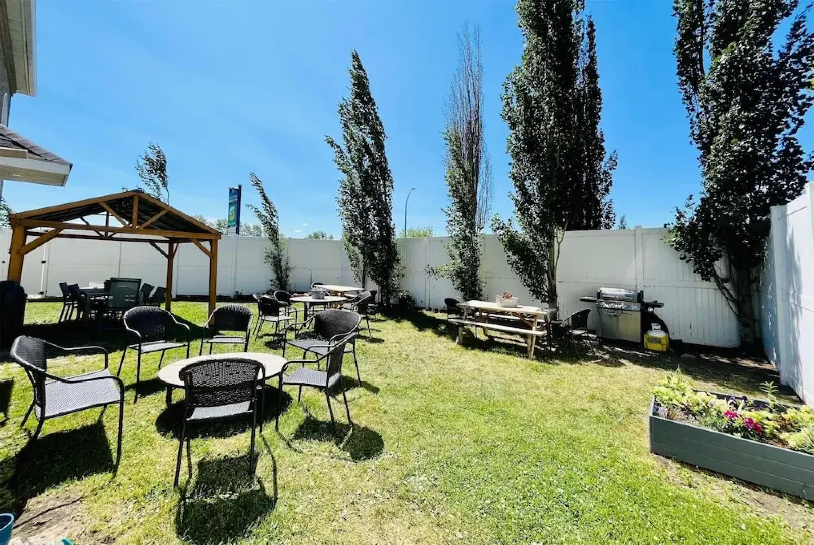 Super 8 Grande Prairie