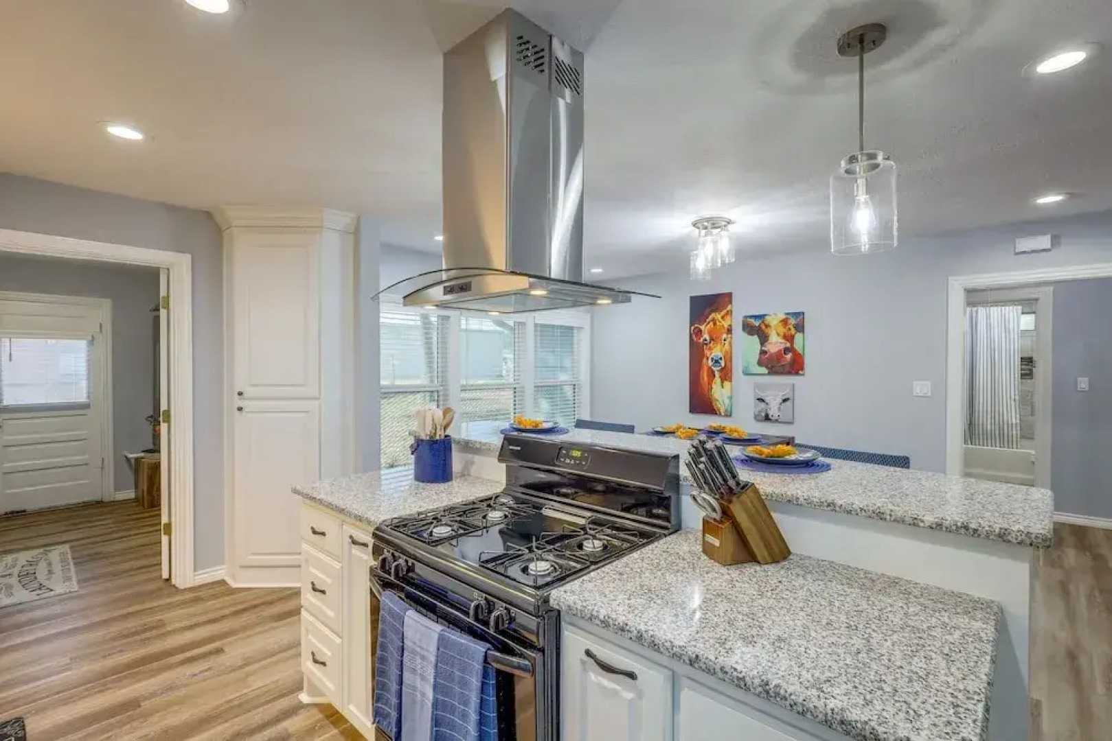 Sunny Hearne Home Near Universities!