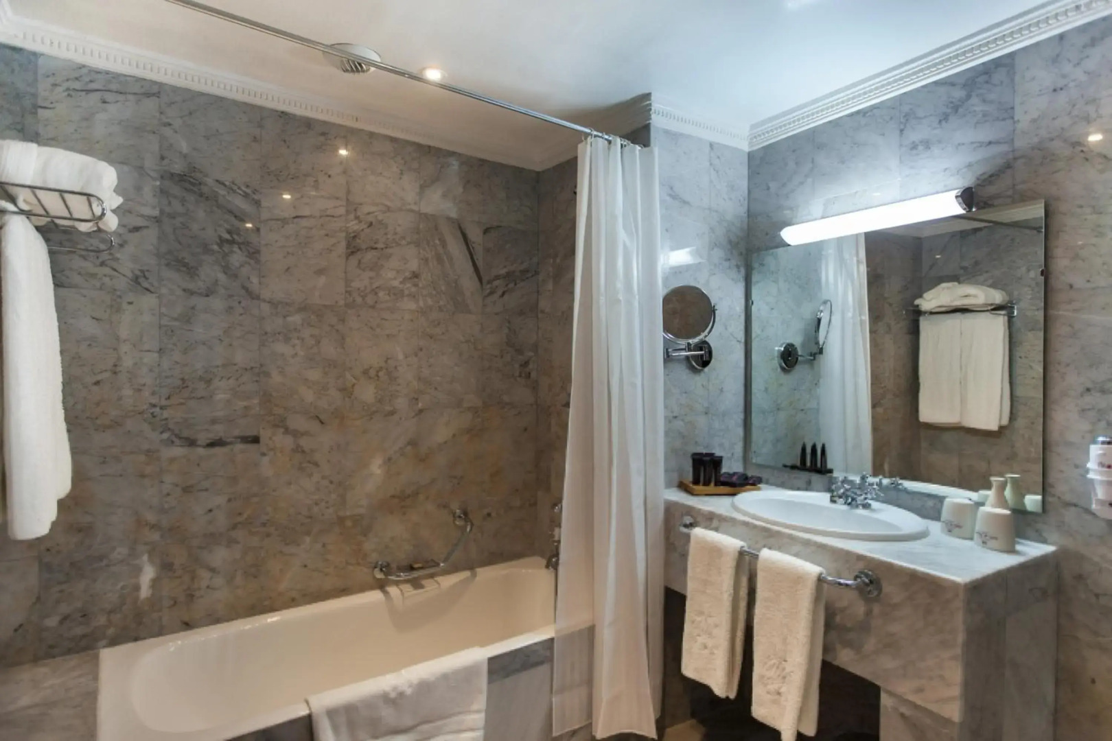 Grand Hotel Villa de France