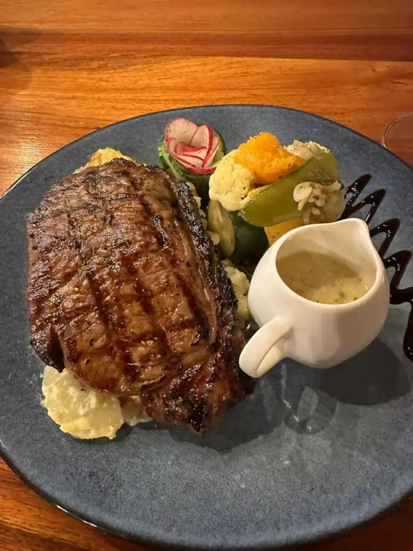 Klein Karoo Game Lodge