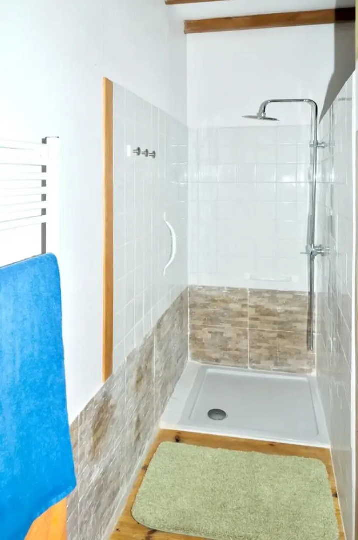 House With 3 Bedrooms in Bayon-sur-gironde, With Pool Access, Enclosed