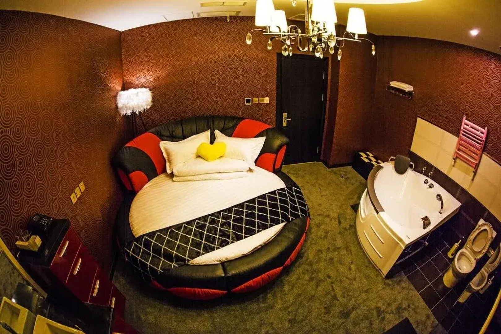 Dalian 1219 Theme Hotel