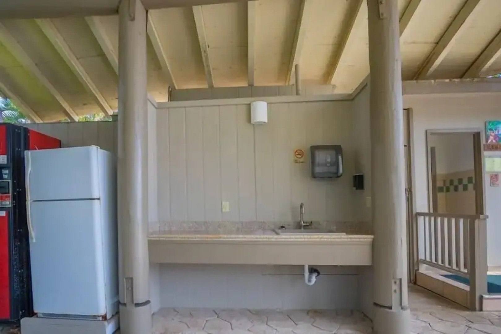 Molokai Vacation Properties Wavecrest