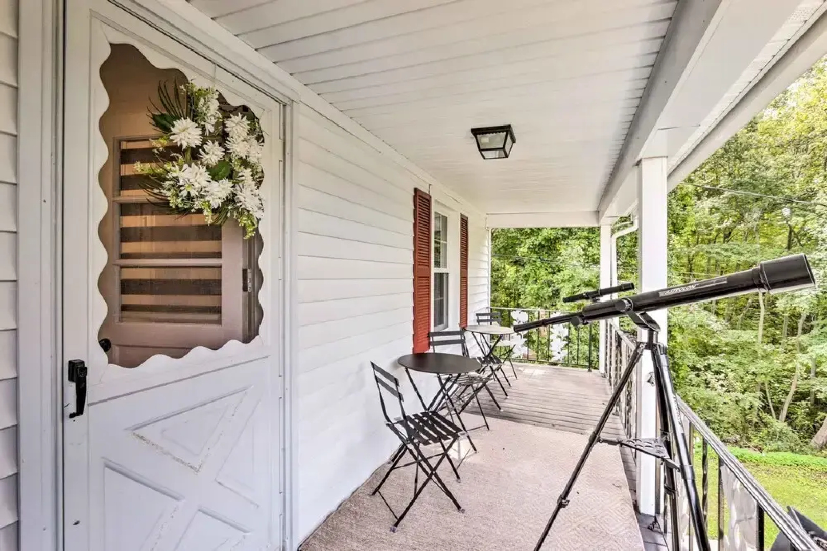 Upscale Waterbury Retreat w/ Indoor Hot Tub!