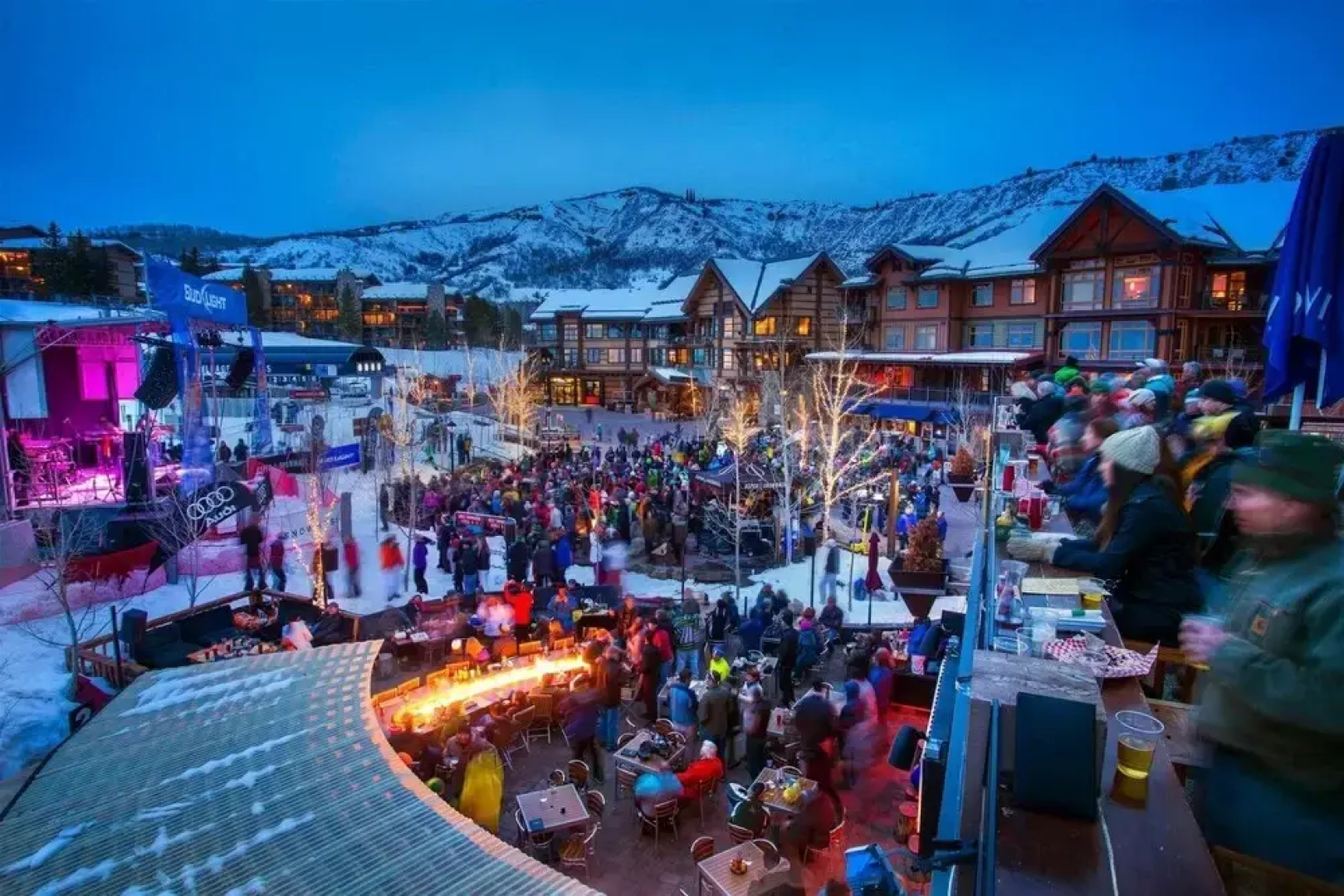 Luxury 4 Bedroom Ski in, Ski out Residence in the Heart of Snowmass Base Village With Rooftop Infinity Pool and Private Ski Lockers