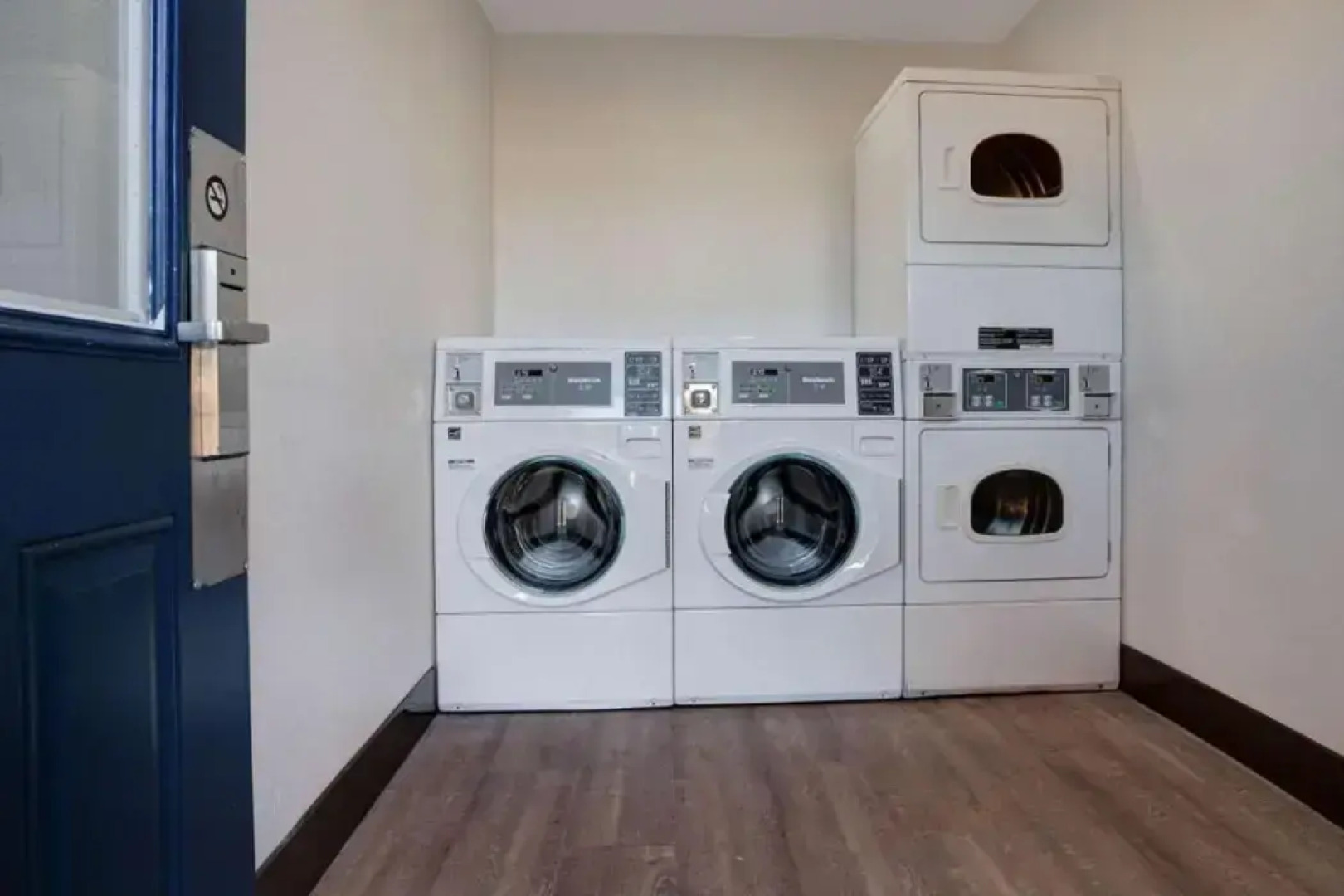 Motel 6 Arcata, CA - Cal Poly Humboldt