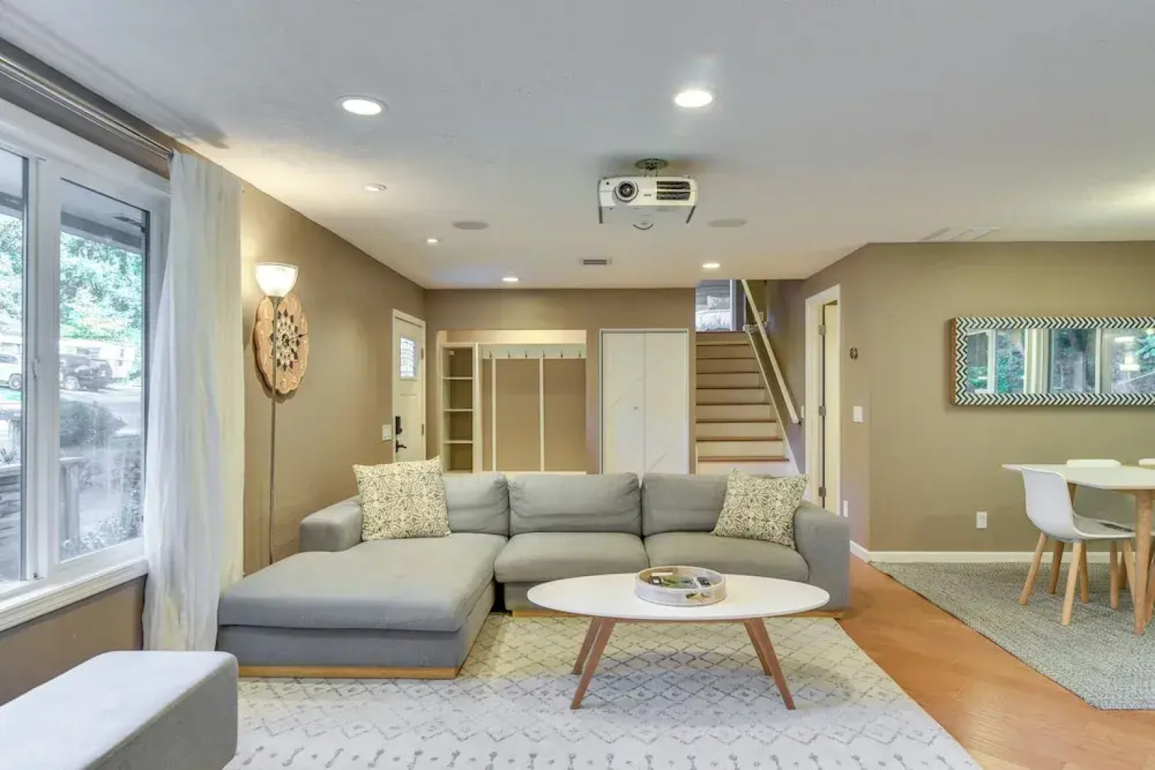 Lake Oswego Home w/ Covered Patio: Near Portland!