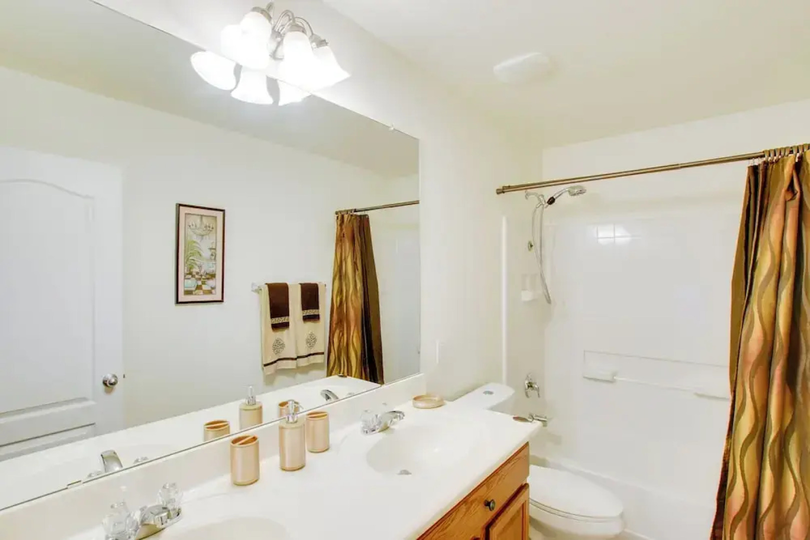 San Tan Mountain Escape w/ Patio & Pool Access!