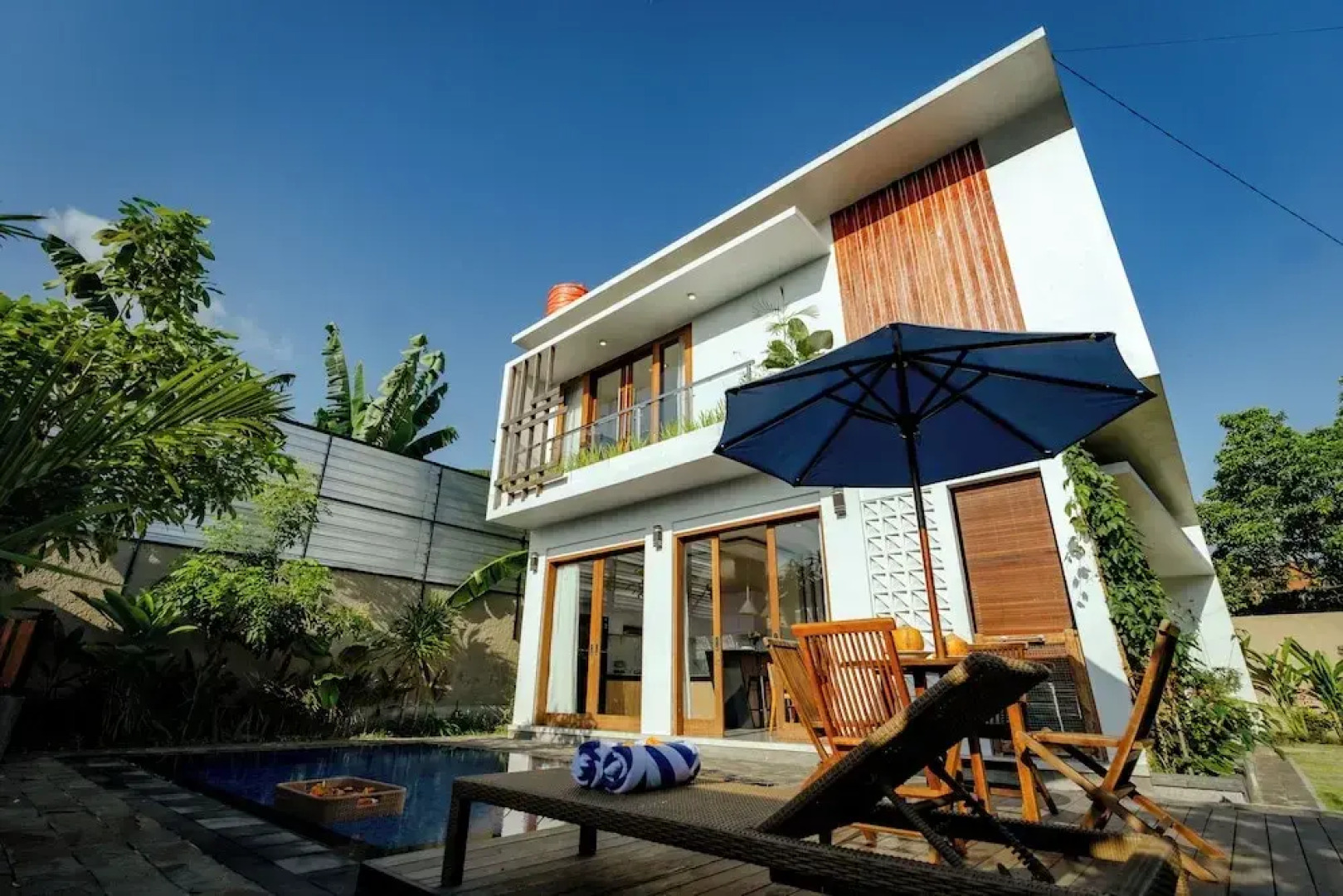 Vil'Latu - 4 Bedrooms Family Villa