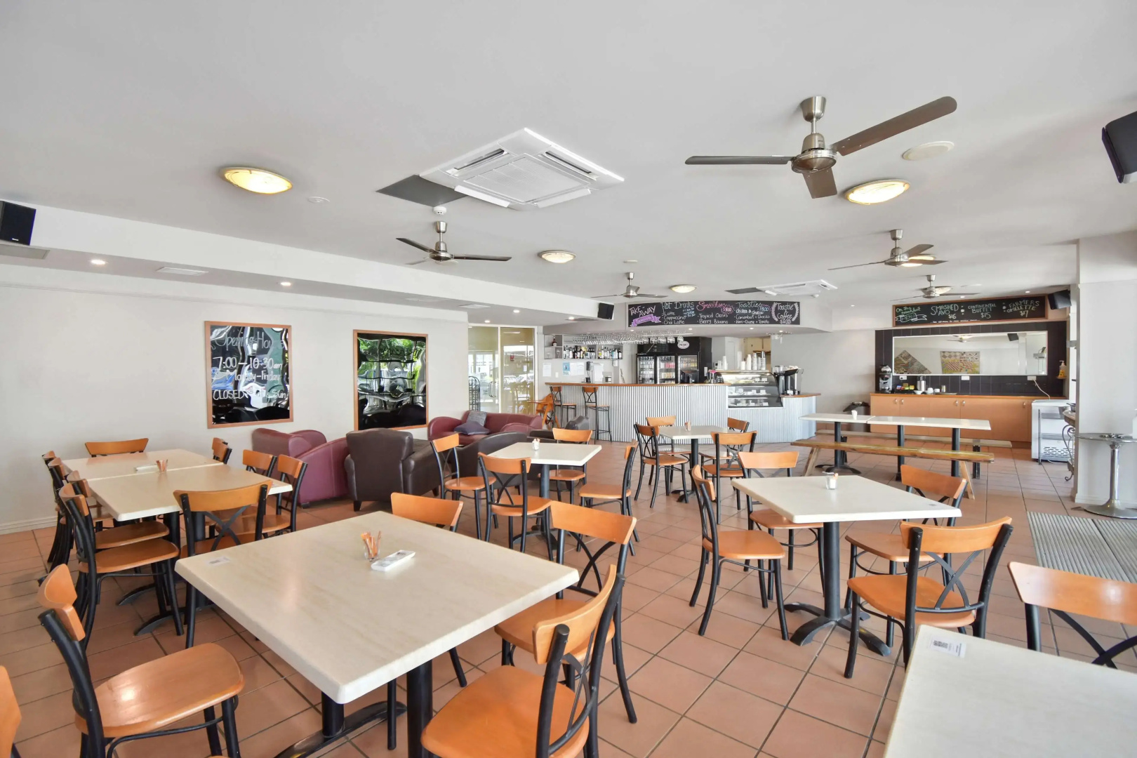 City Oasis Inn Townsville, SureStay Collection by BW