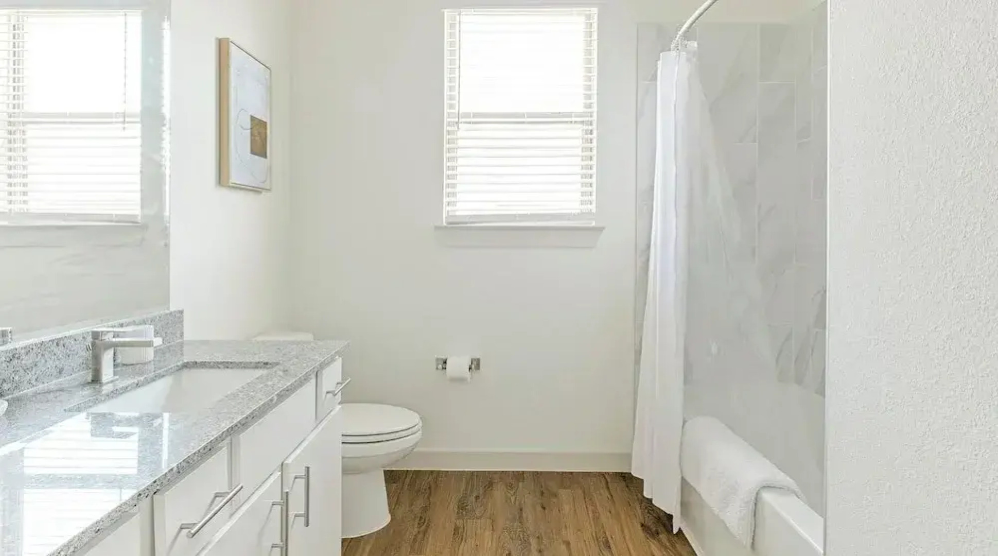 Landing Apartments Waller