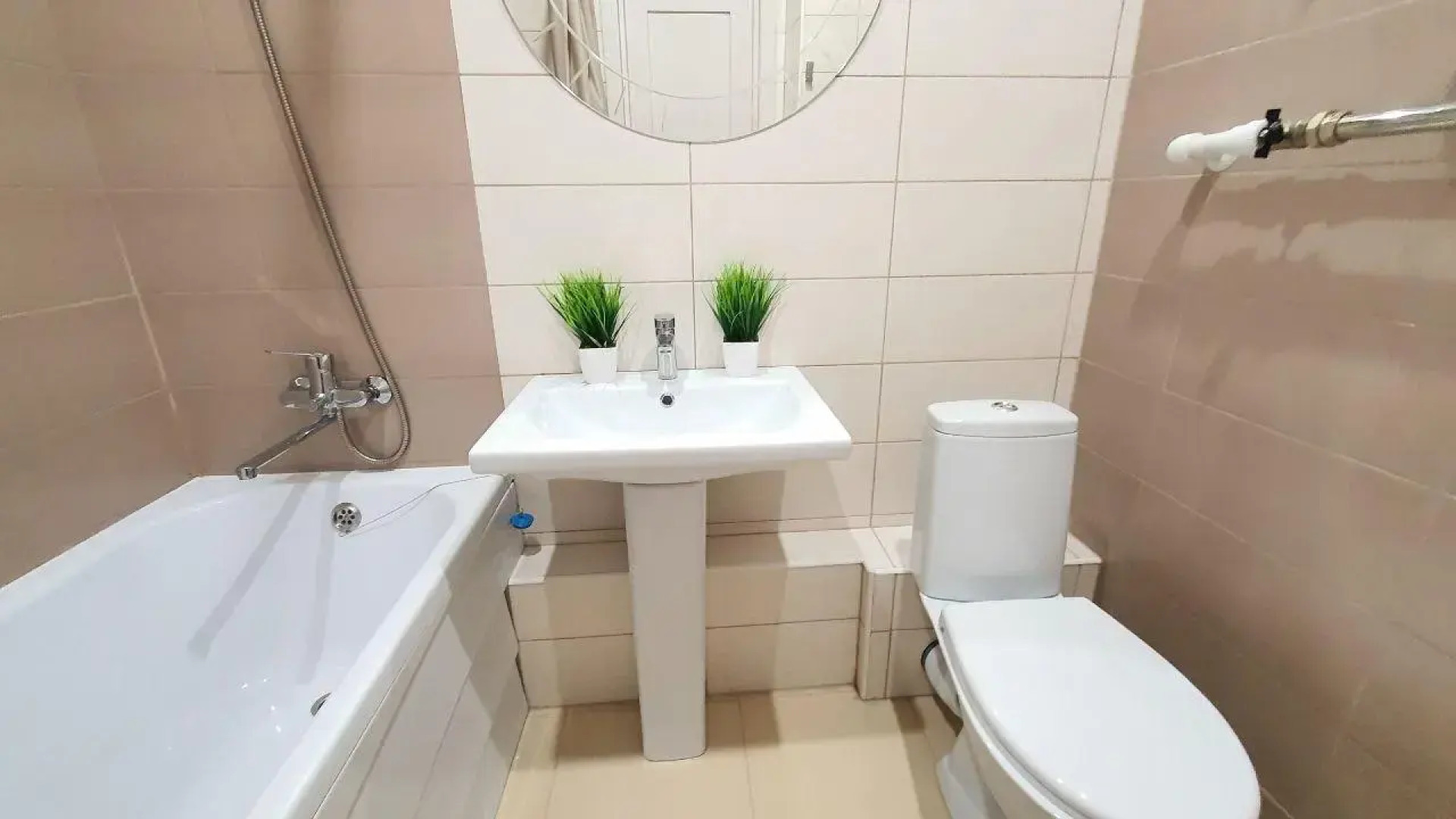 Апартаменты на улице Первоцветная 1