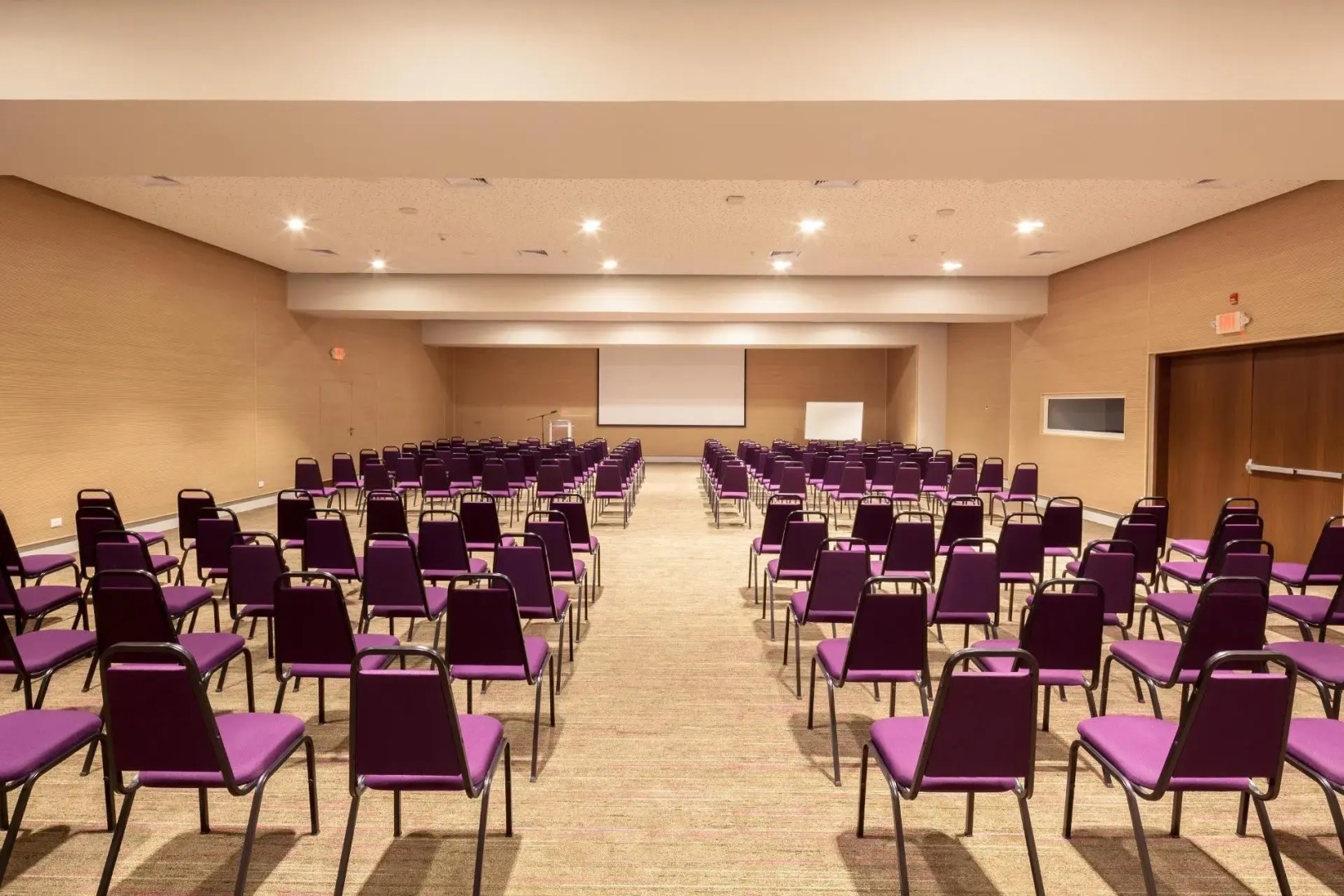 Radisson Hotel Santa Cruz