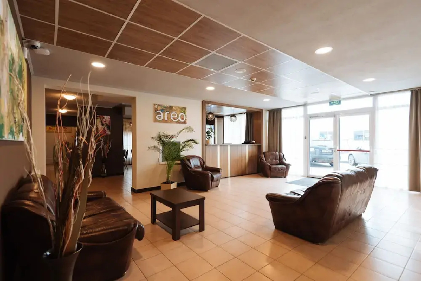 Areo Hotel & Restaurant