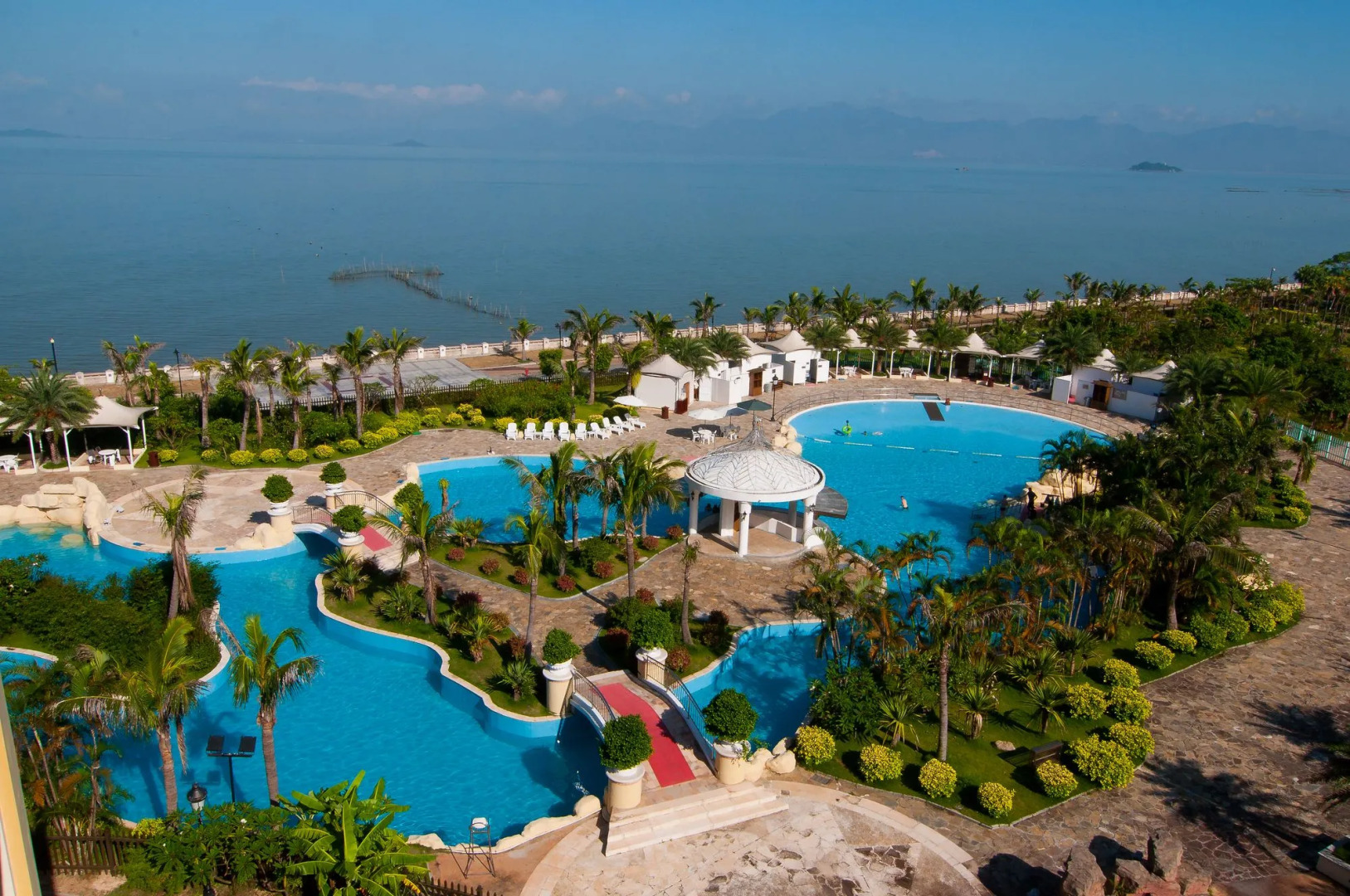 Ocean Spring Grand Metropark Hotel