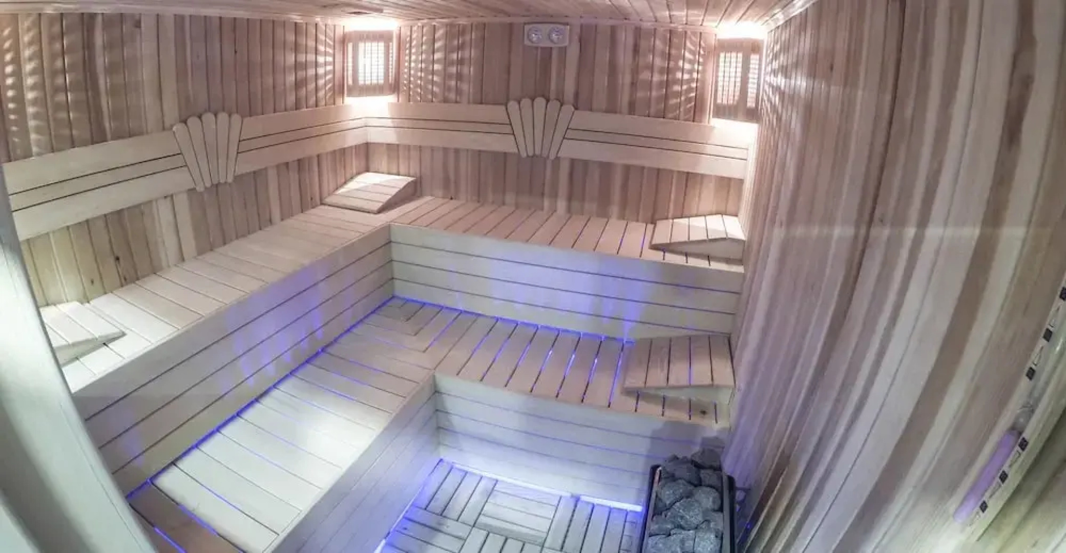 Rezone Health & Oxygen Hotel