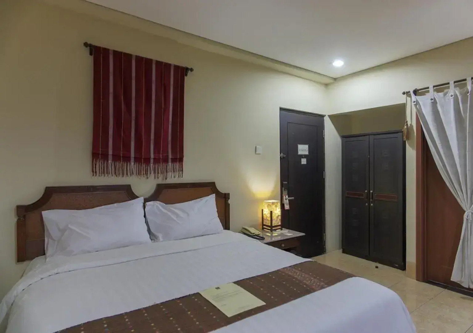 The Jayakarta Suite Komodo Flores