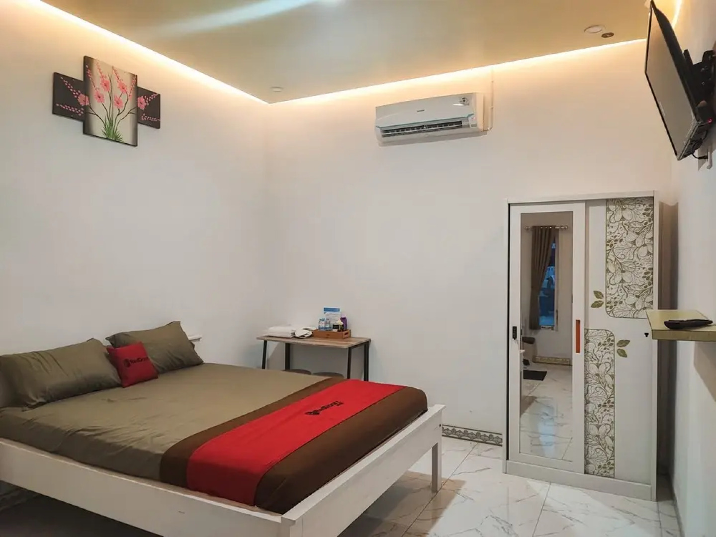 RedDoorz Syariah @ Naffa Homestay