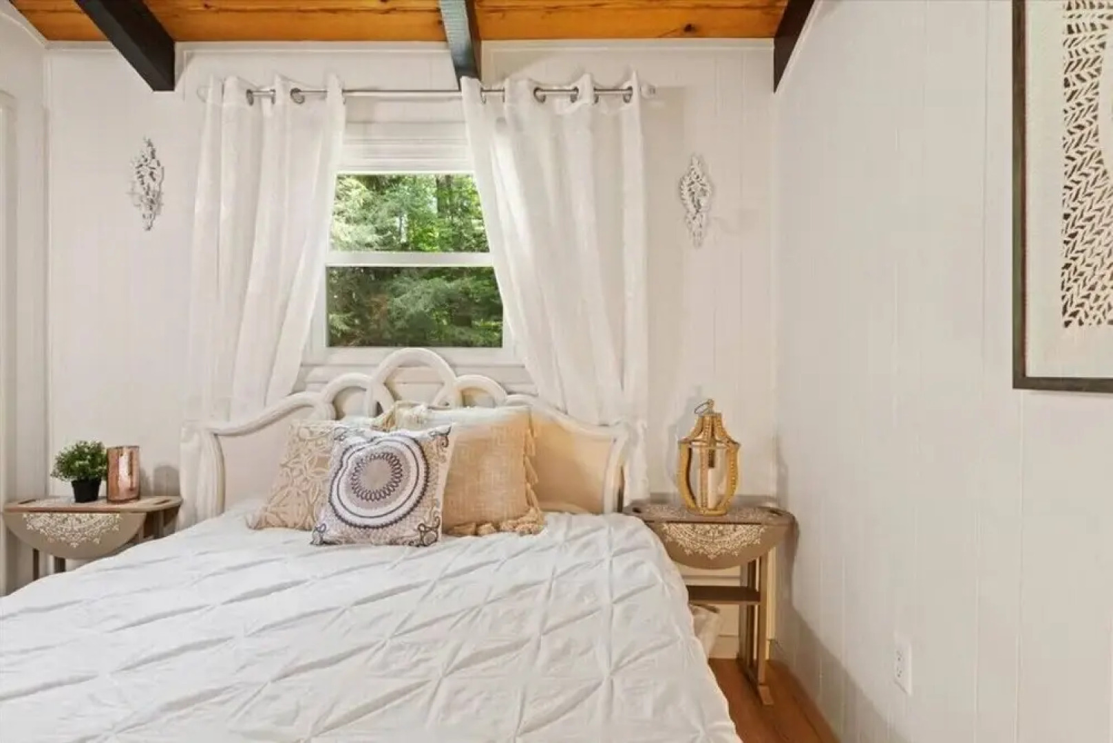 Unique 3Bedroom Poconos Chalet