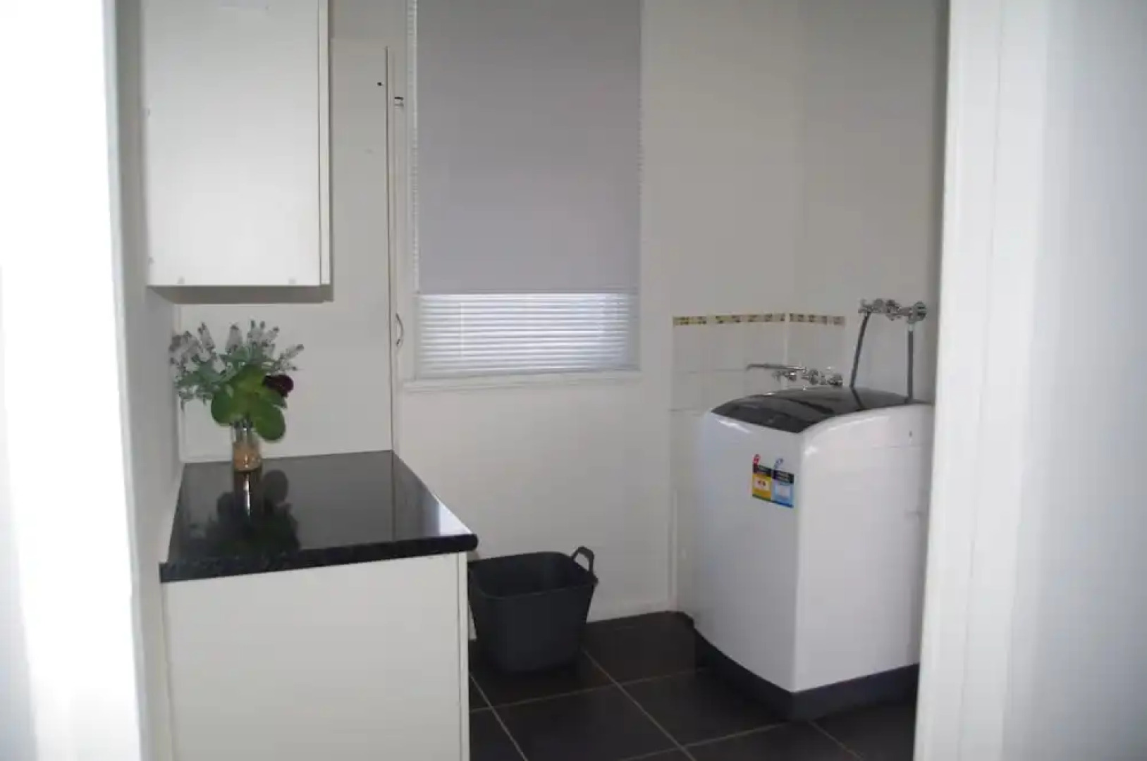 Lake Tyrrell Accommodation Sea Lake