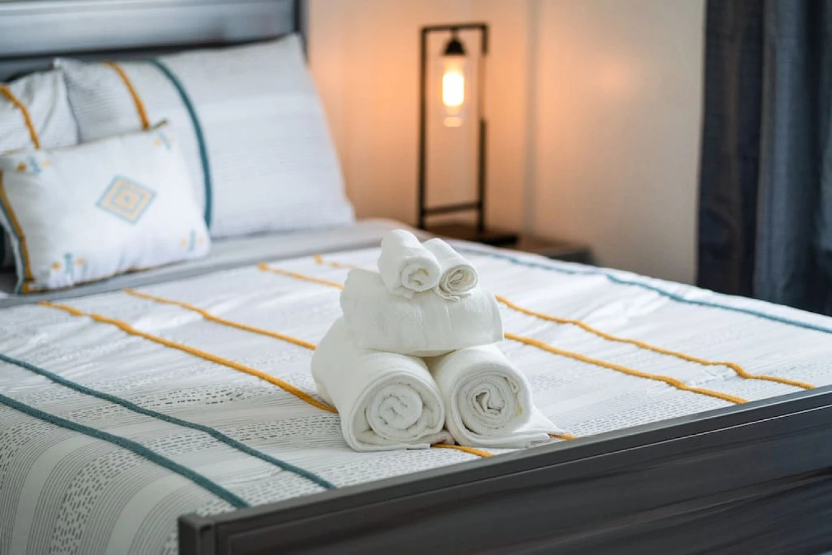 Cypress Serenity: 3Br Townhome With Garage, Private Patio, Community Pools (P33)