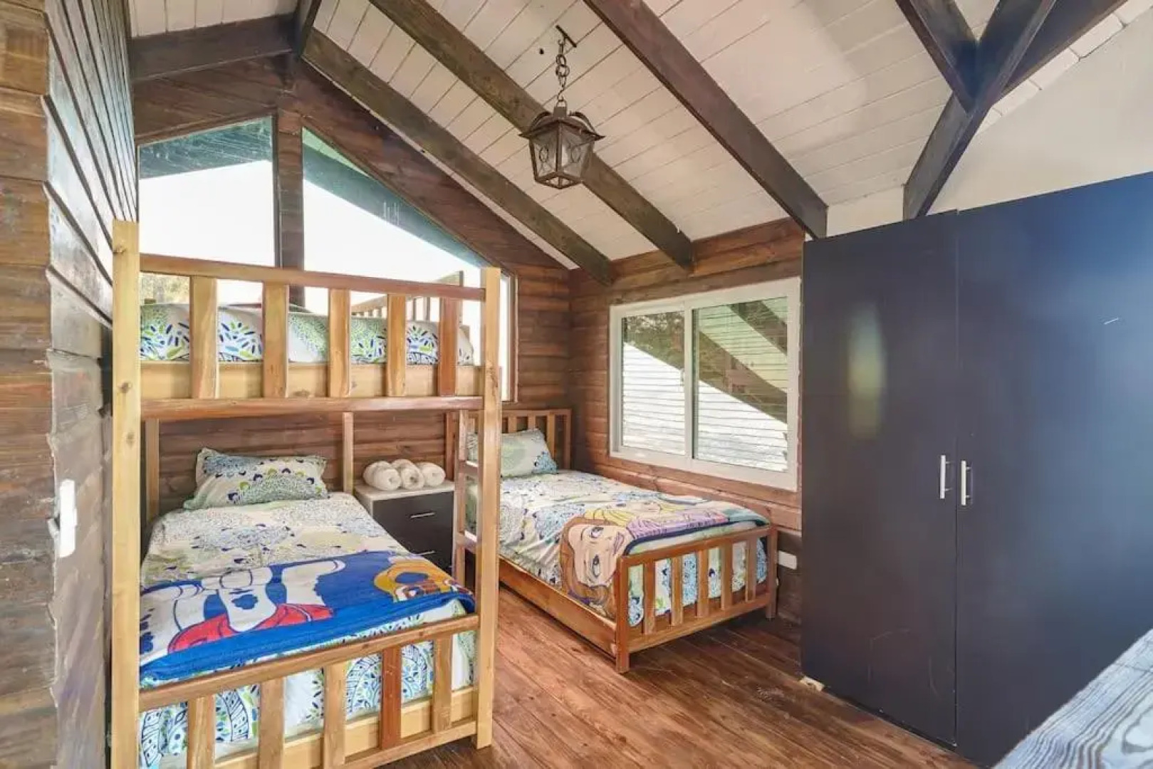 Mansion Dubai-Mountain-Jacuzzi-4BR-Jamaca De Dios