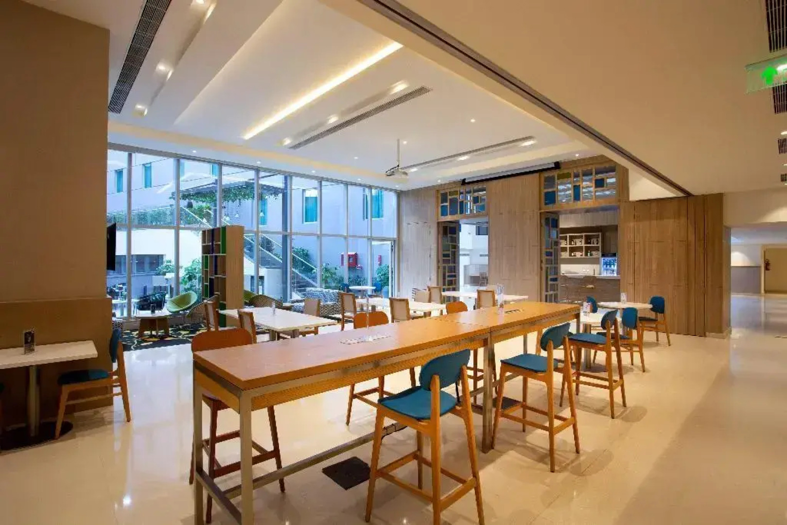 Holiday Inn Express & Suites Bengaluru Old Madras Road by IHG