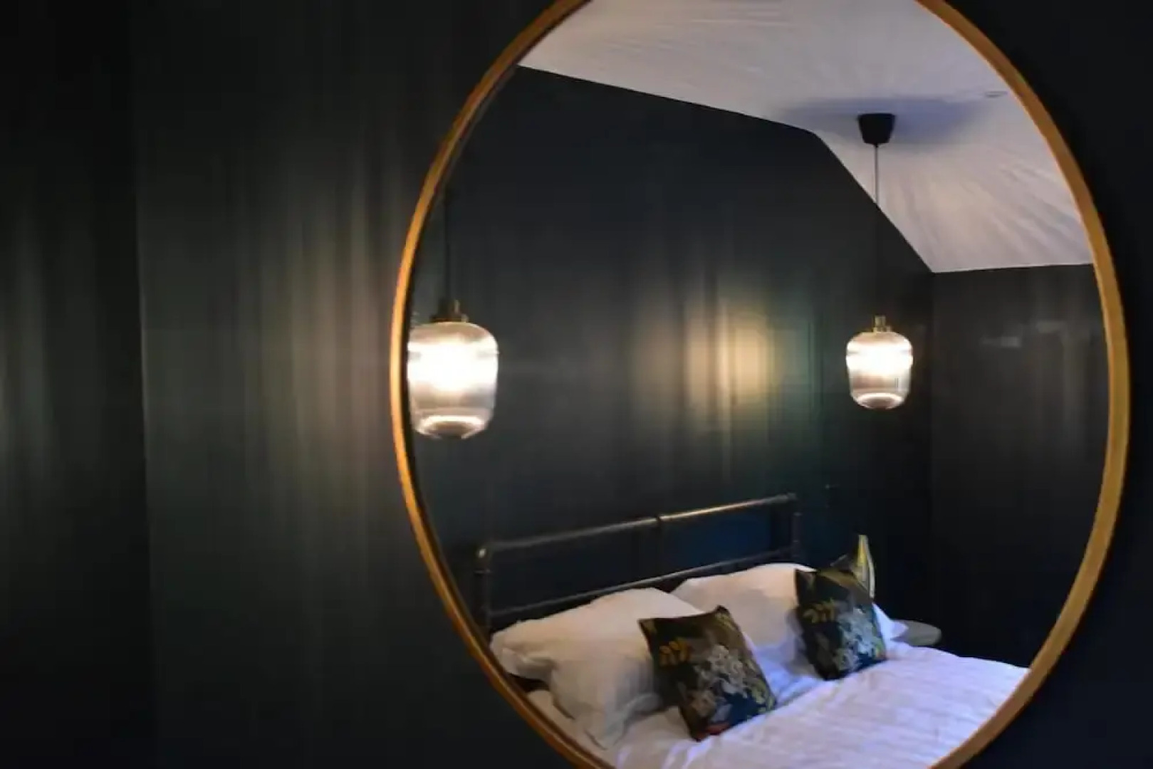 Yr Hen Beudy, Barn Conversion, Sleeps 4, Dogs Ok