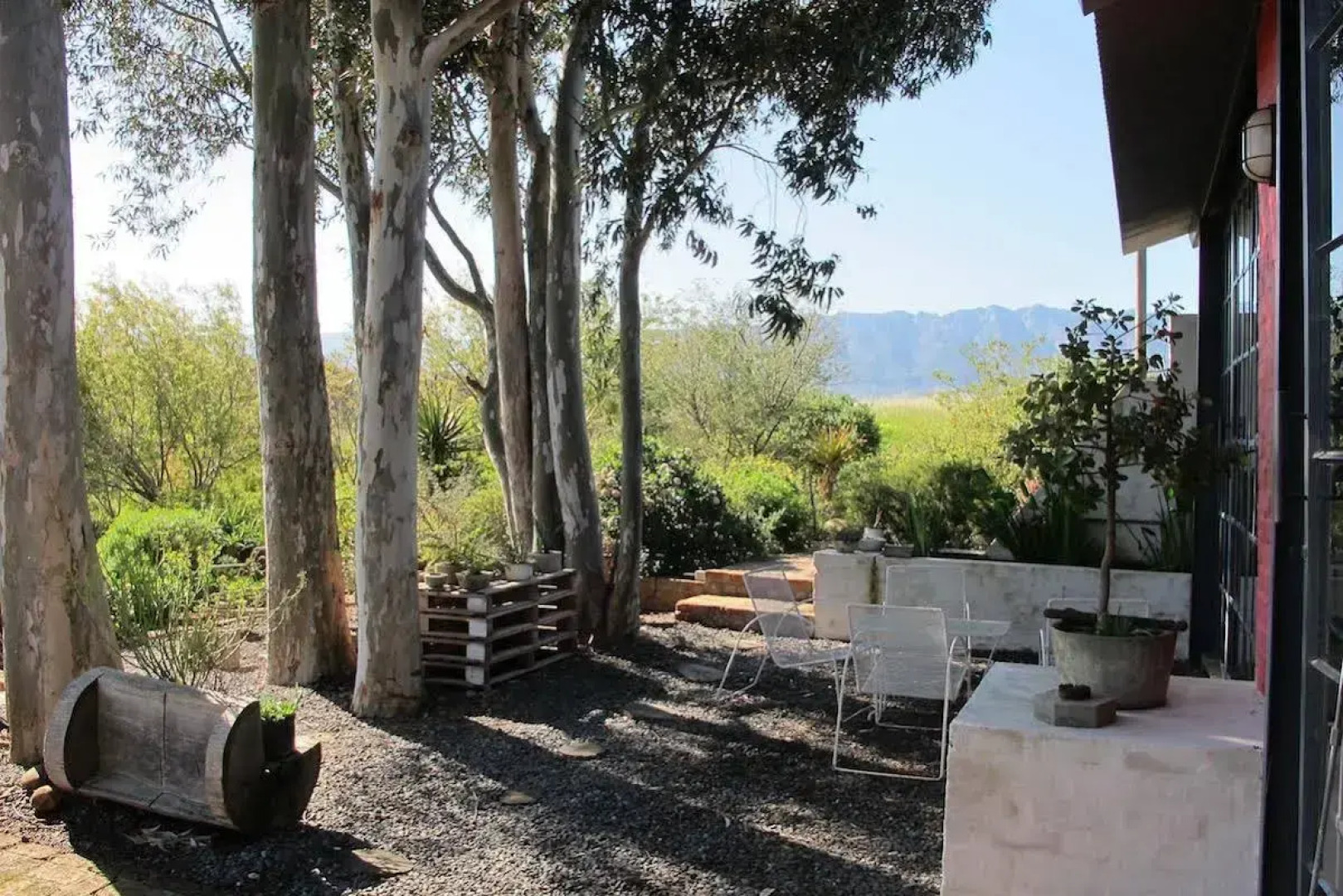 Essere Lodge Guest House