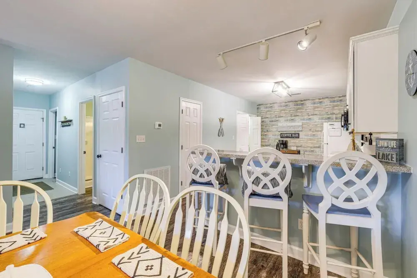 'better Lake Than Never' Huddleston Condo