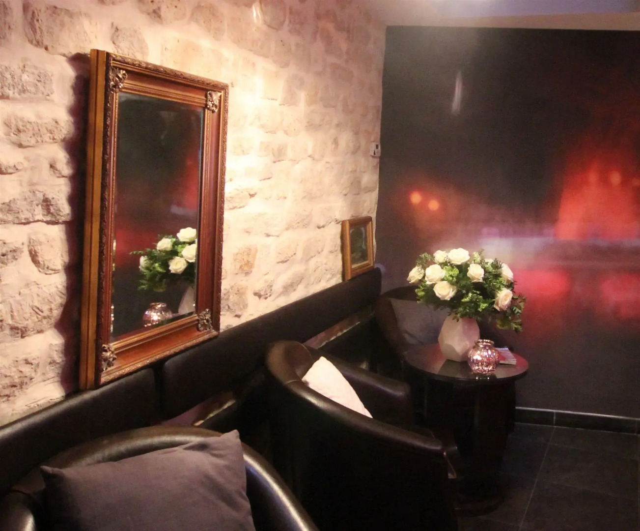 Hotel Lumières Montmartre Paris