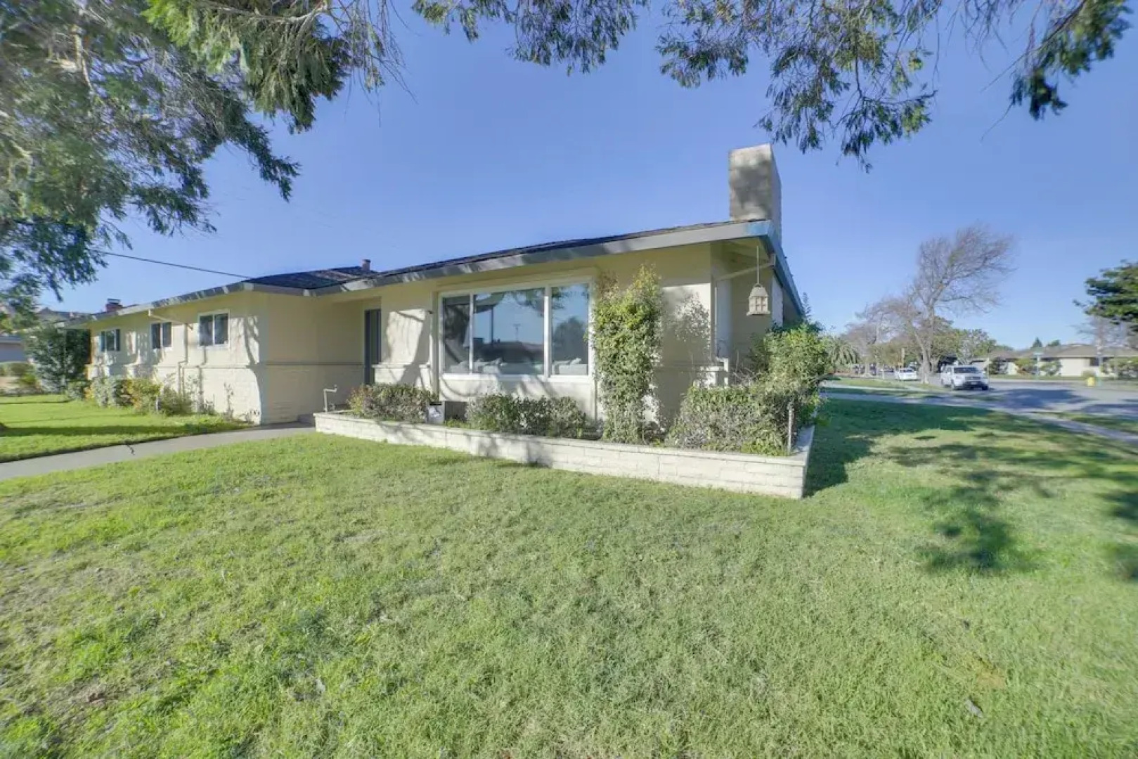 Quiet Salinas Vacation Rental 10 Mi to Beach