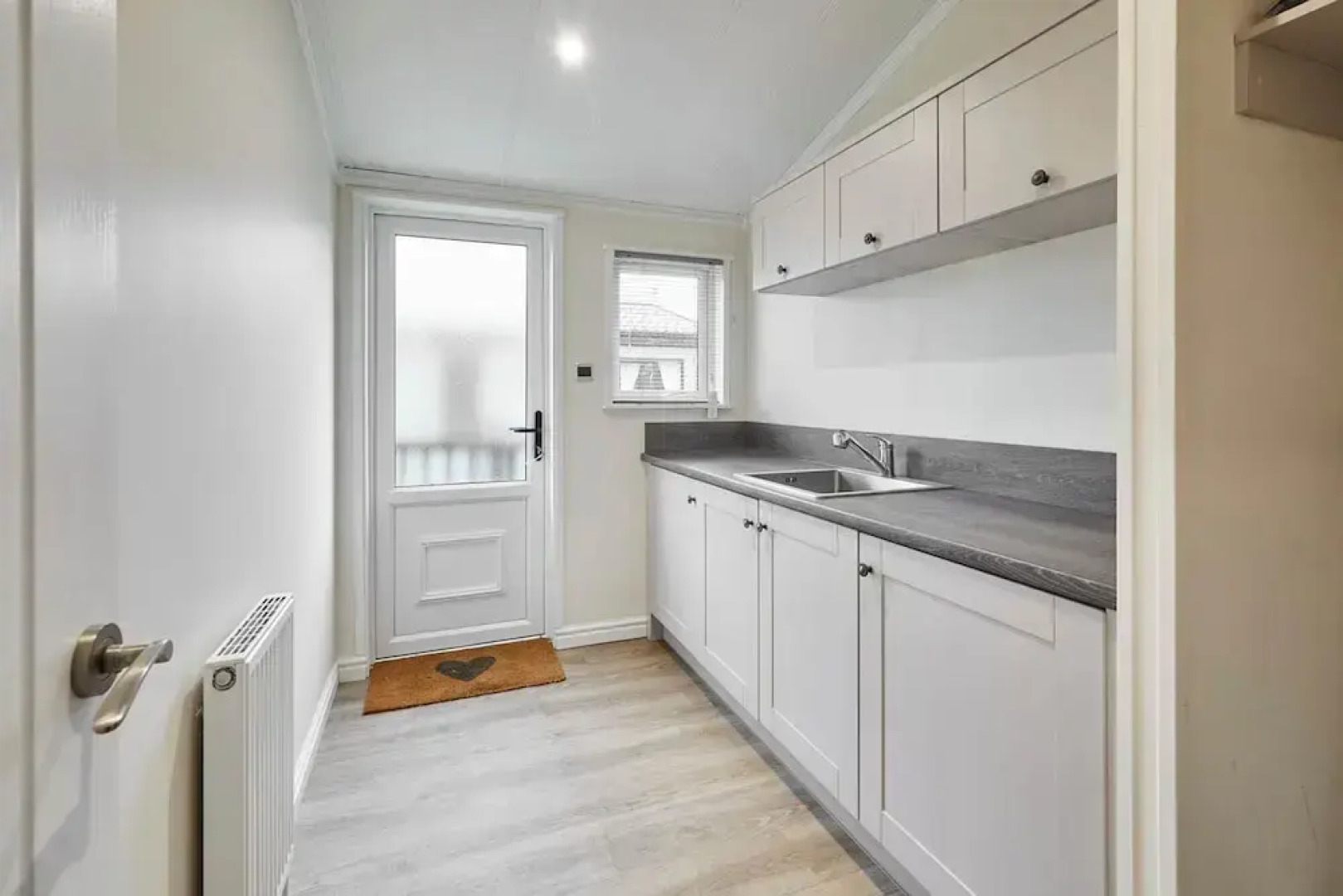 Host Stay Juniper Deluxe Lodge