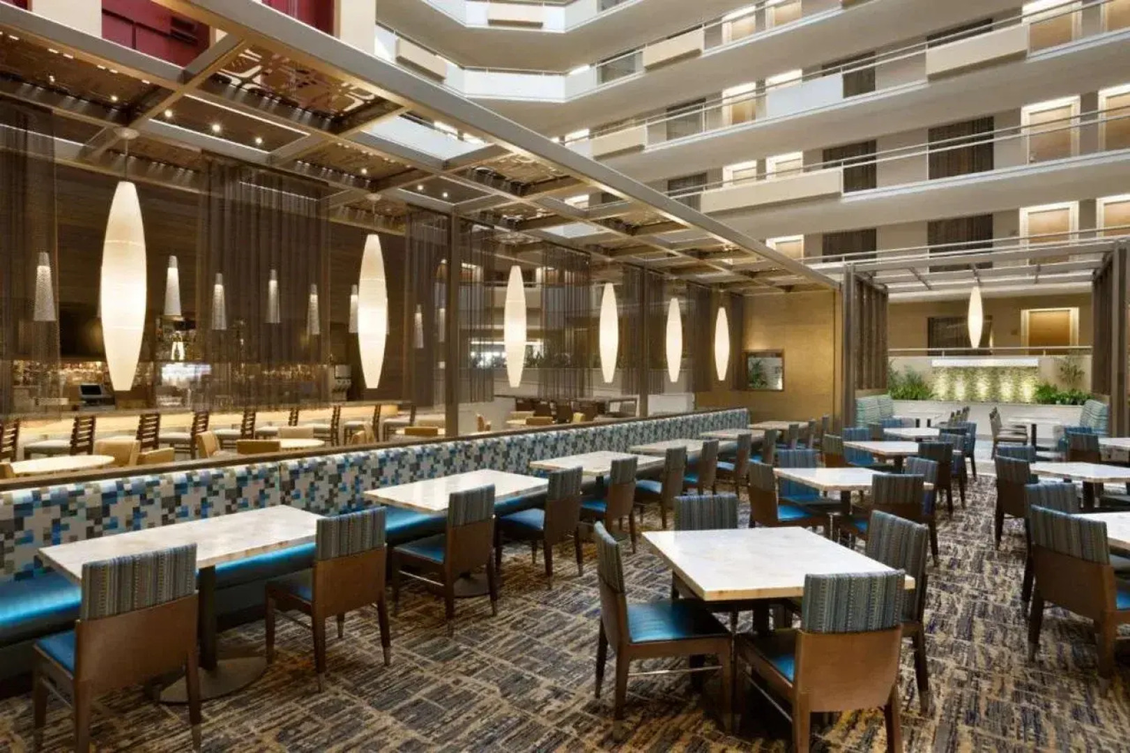 Embassy Suites by Hilton San Antonio Airport