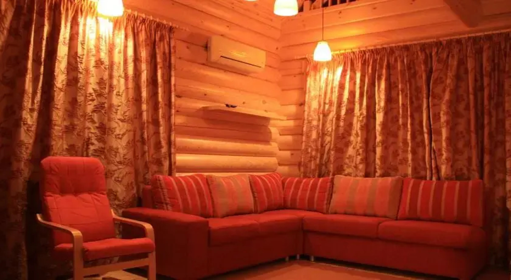 Hallantähti Cottages