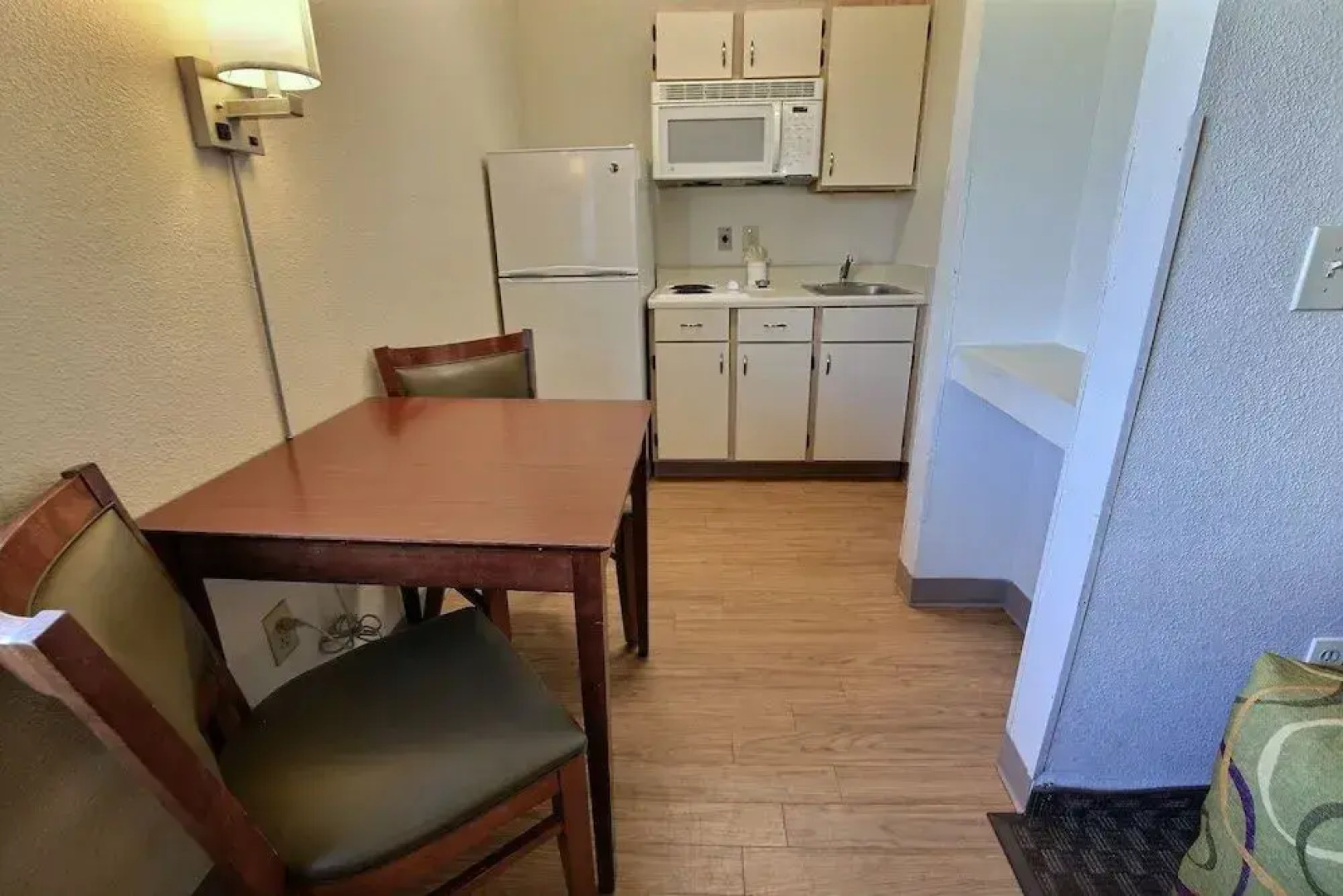 InTown Suites Extended Stay Chesapeake VA – I-64/Crossway Blvd