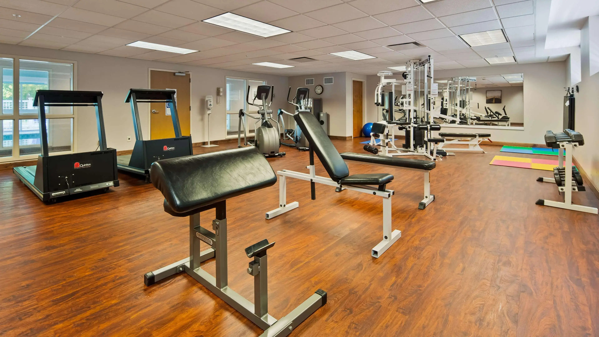 Best Western Plus Executive Court Inn & Conference Center