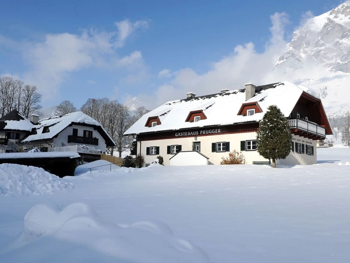 Charming Apartment With Swimming Pool and Sauna in Styria