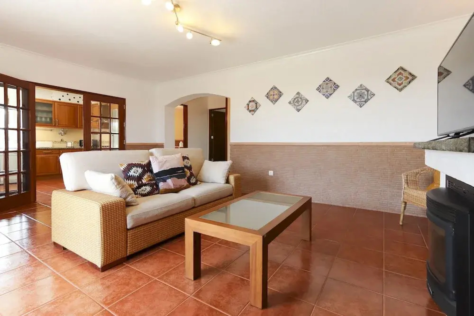 Santa Maria Villa With Pool by Homing