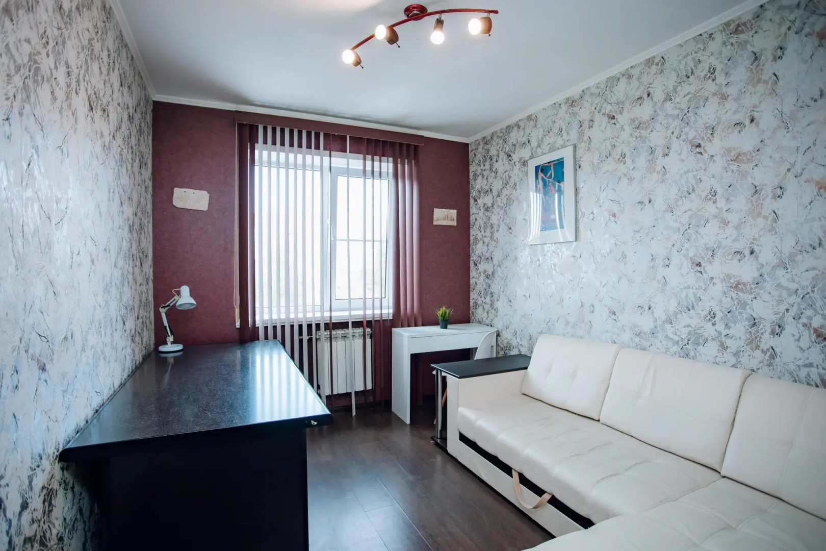 Tolstoy Apart Лейтейзена 6