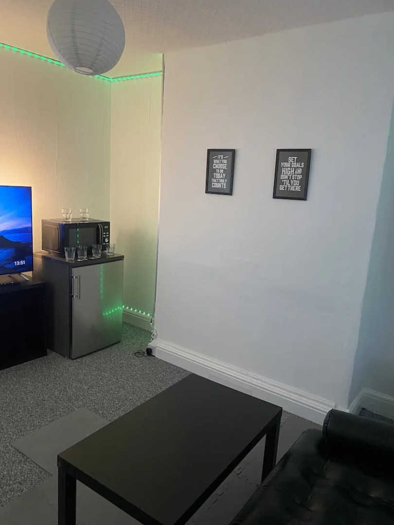 Sapphire Suites, Stunning 2-bed House in Bradford