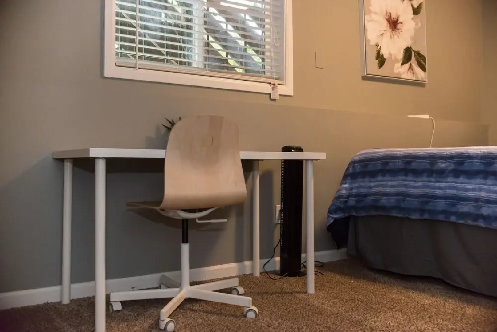 Happy Day Express 5 Bd Mid Century Home!