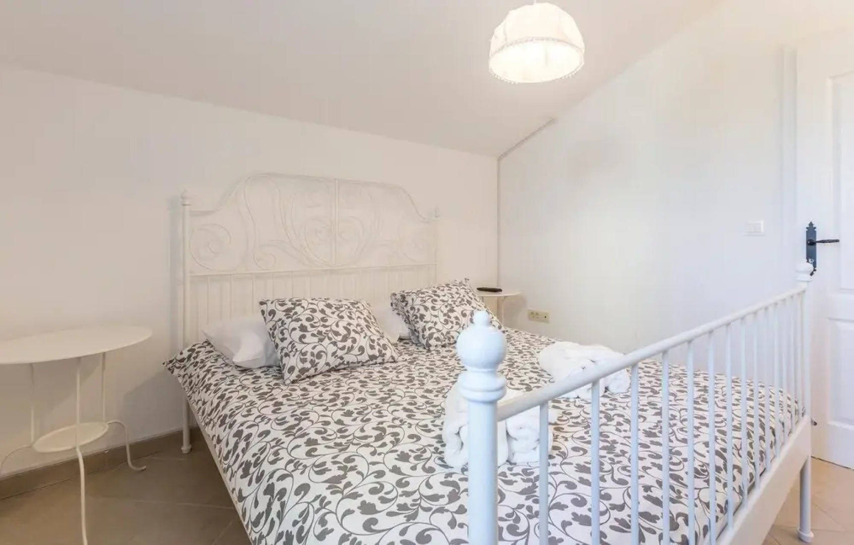 Beautiful Home in Kastel Novi With Wifi and 4 Bedrooms