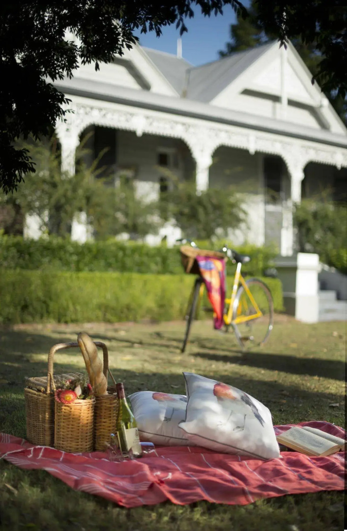 The Villa - Country House Retreat