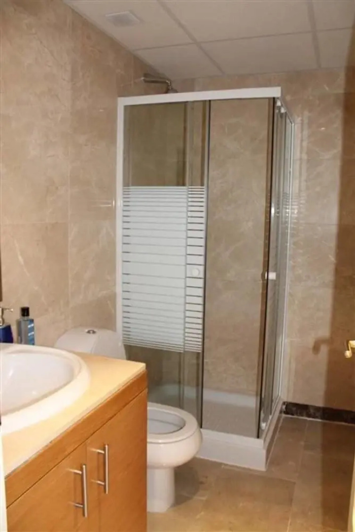 Luxury 2 Bed Penthouse Apt With 5 Swimming Pools