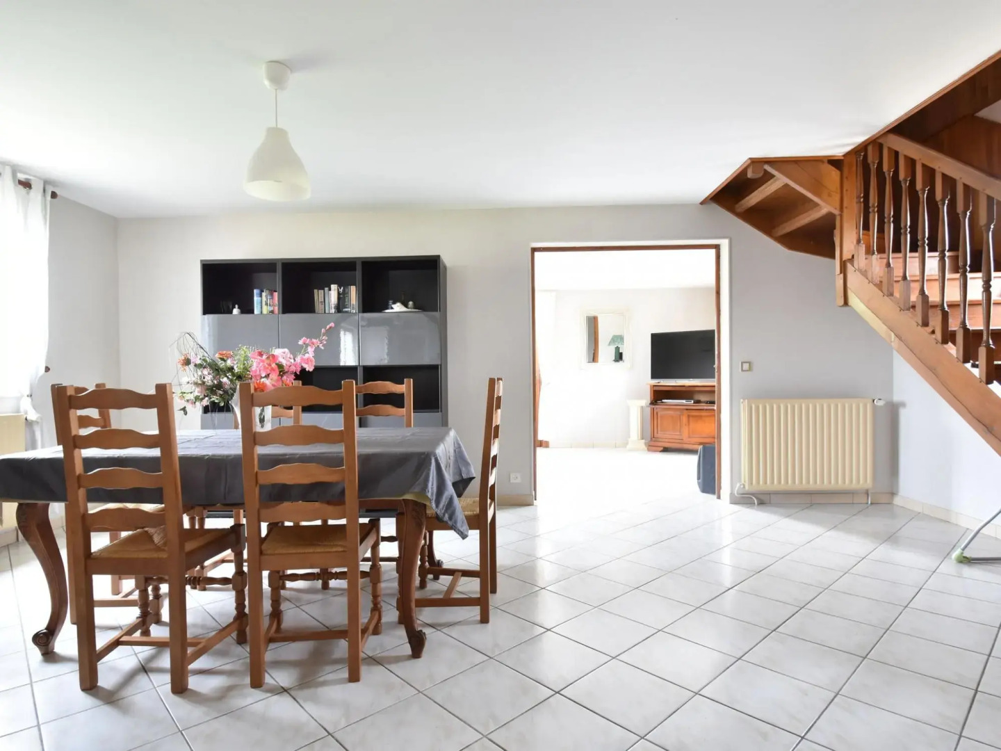 Holiday Home Right on the River Bank With Private Swimming Pool in Saint-julien-de-lampon