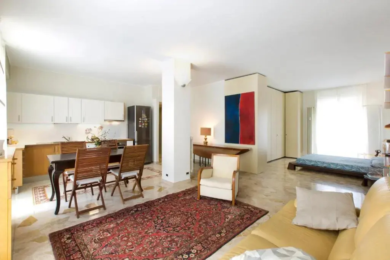 Splendido e luminoso appartamento con terrazzo