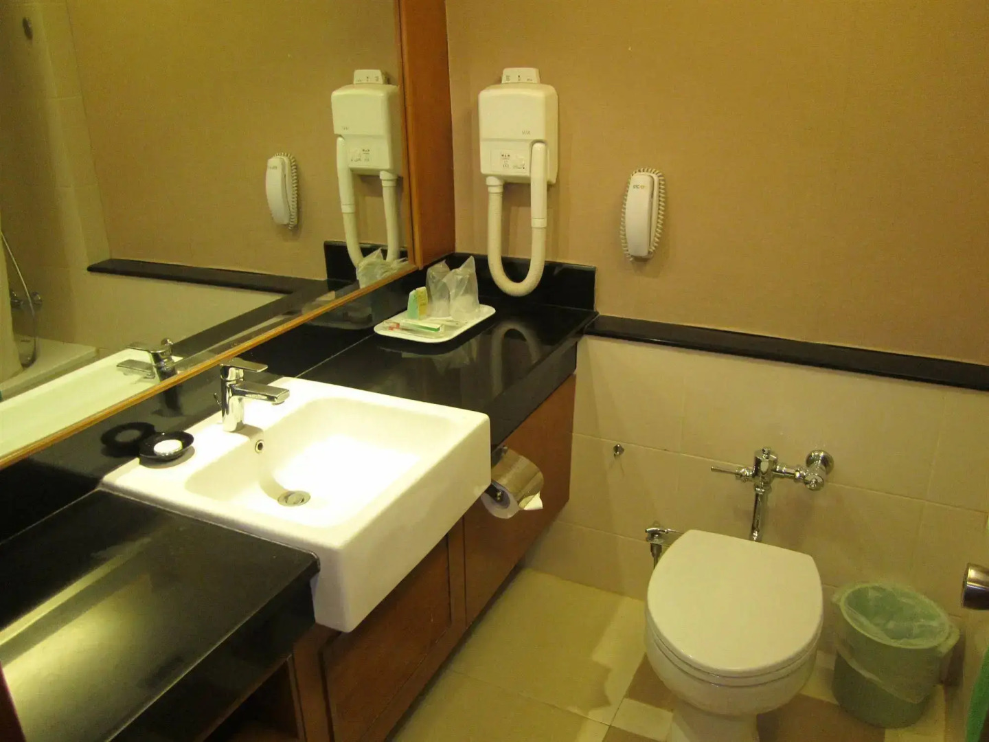 Le Polonia Hotel & Convention Medan