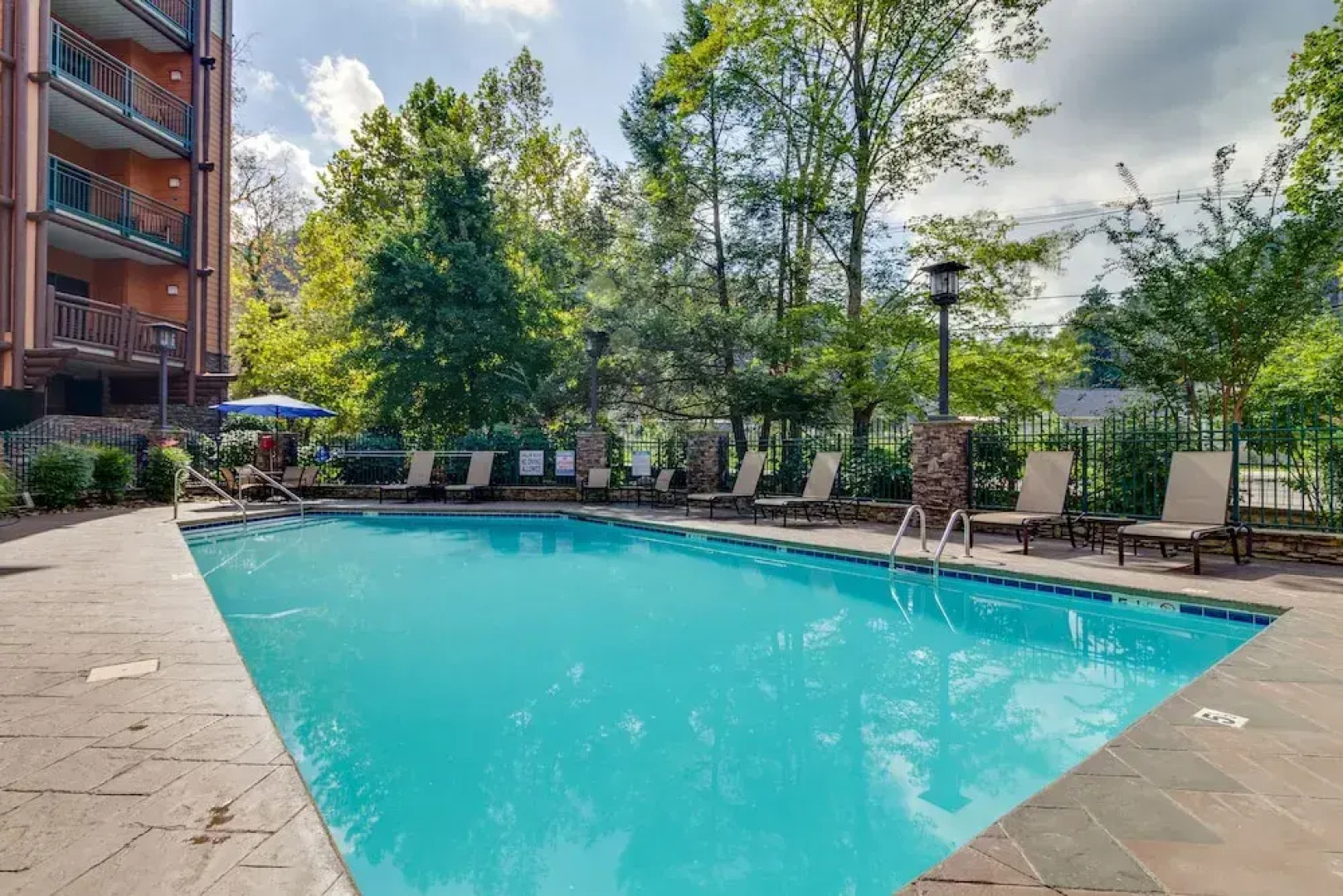 Baskins Creek Condos