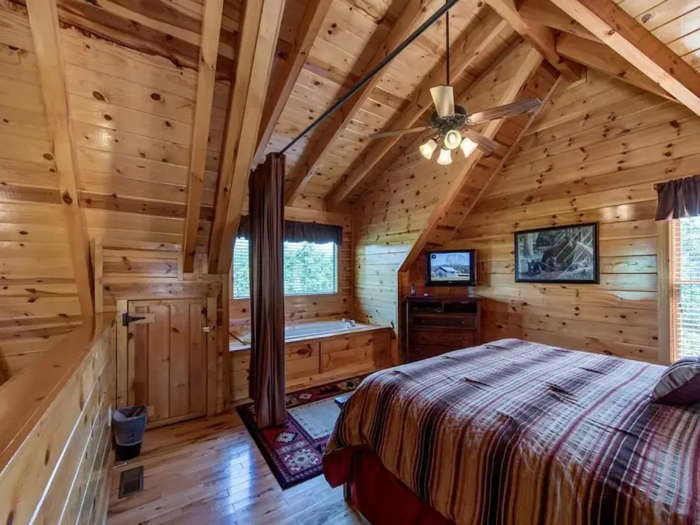 Smoky Ridge View - Three Bedroom Cabin